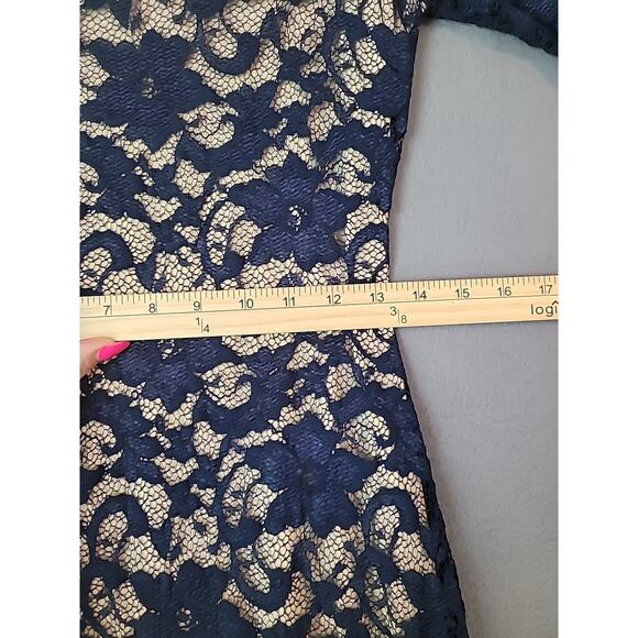 Belle Badgley Mischka Blue Lace Bodycon Dress Romantic Cottagecore Elegant Sz 6 - Picture 7 of 11